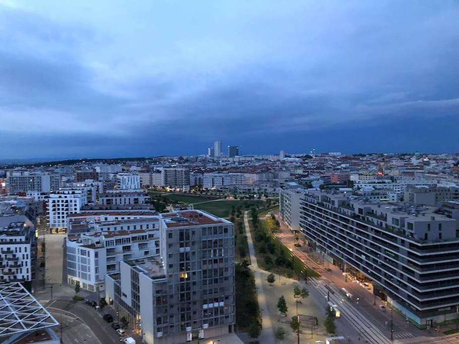 Apartamento Stunning View Over Vienna In City Center Exterior foto