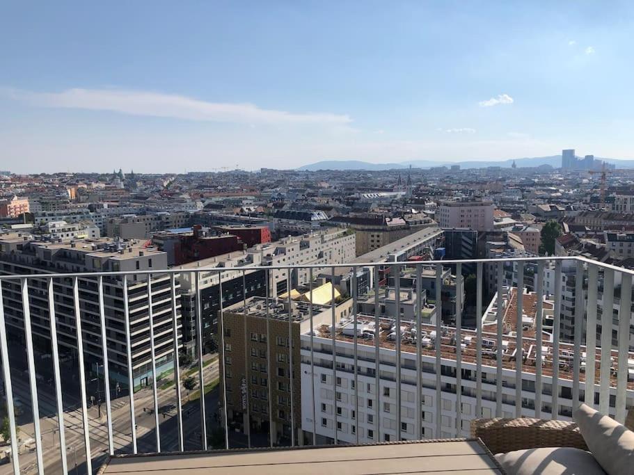 Apartamento Stunning View Over Vienna In City Center Exterior foto